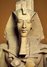 pharaoh akhenaten and moses